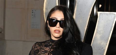 Lourdes Leon Joins The Free The Nipple Movement。